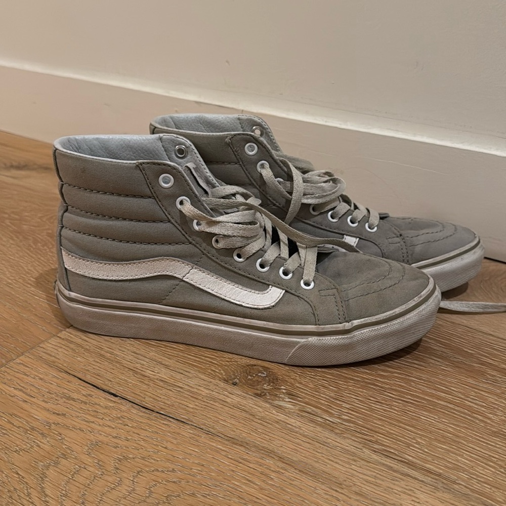 High Top Gray Vans 🩶